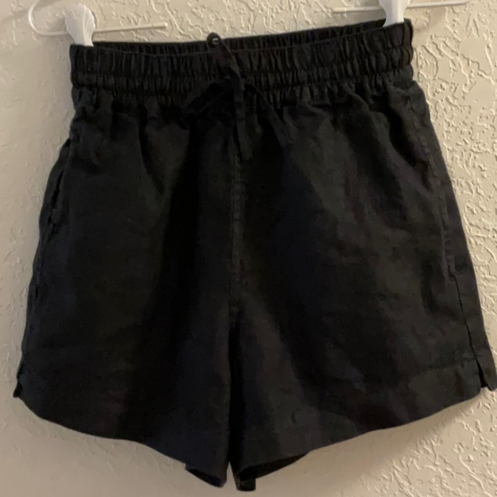 AYR Women’s Black 100% Linen Women’s The Staycation SHORTS Size XS Elastic Waist